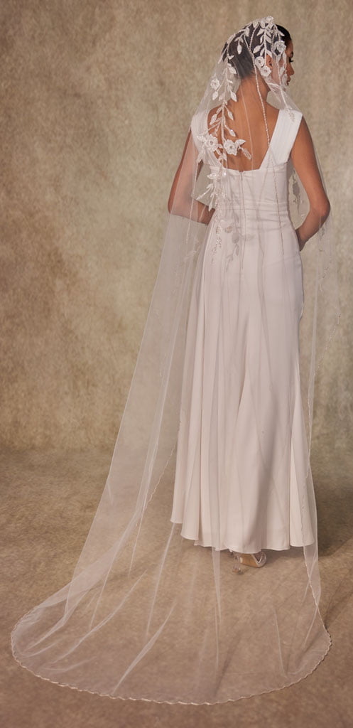 Flower Embroideried Wedding Veil- D230 - Glamourous Grace