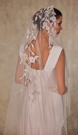 Flower Embroideried Wedding Veil- D230 - Glamourous Grace