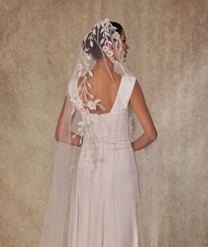 Flower Embroideried Wedding Veil- D230 - Glamourous Grace