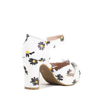 Daisy Retro Heels - Glamourous Grace