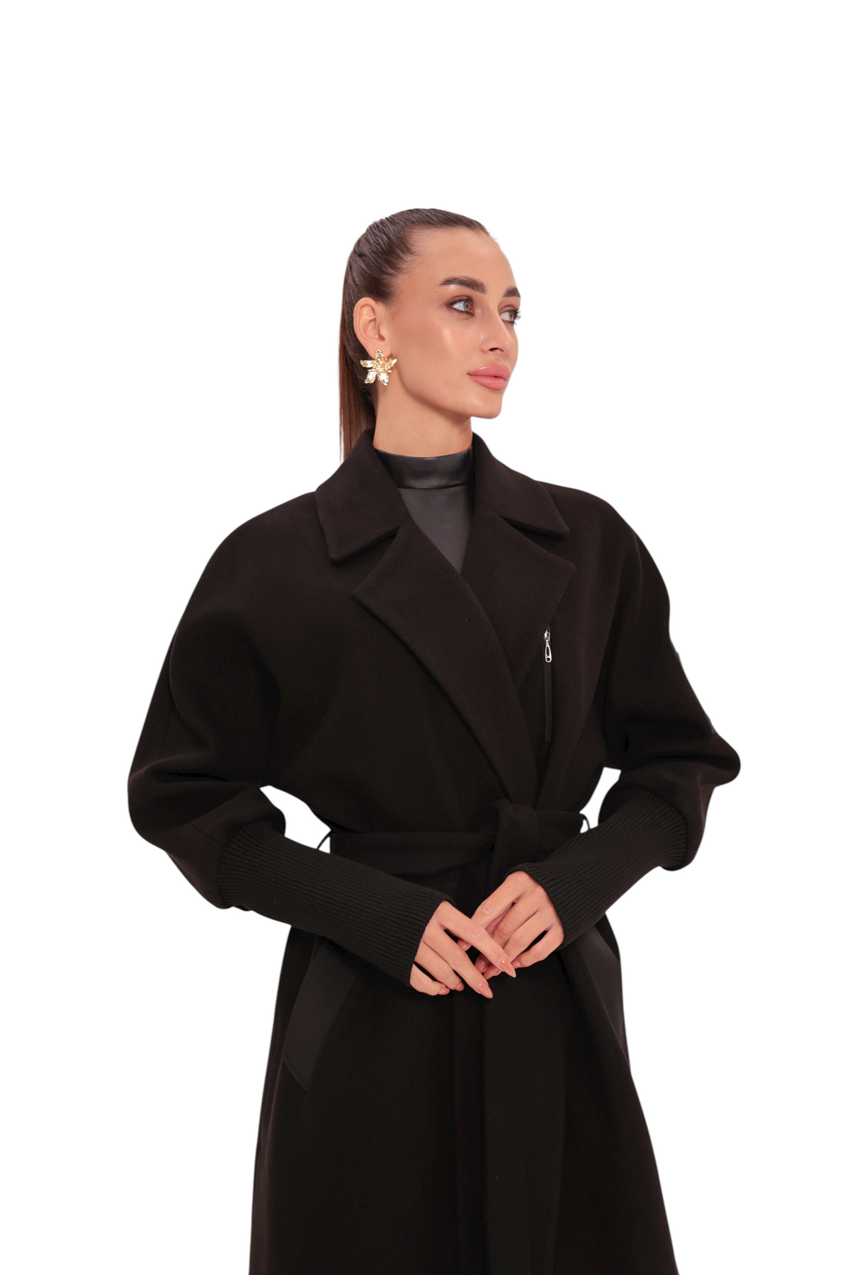Miru Cashmere Wool Blend Overcoat in Black