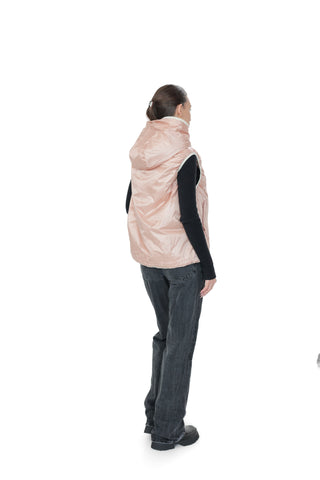 Reversible Light Insulated Vest Powder | Ivory