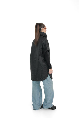 Emery Relaxed Fit Vest in Black