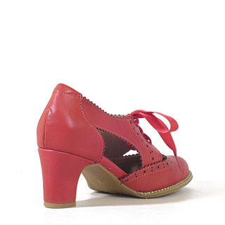 Donna Vintage Lace-Up Heels - Glamourous Grace