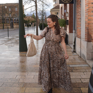 Oat Crochet Handbag - Glamourous Grace