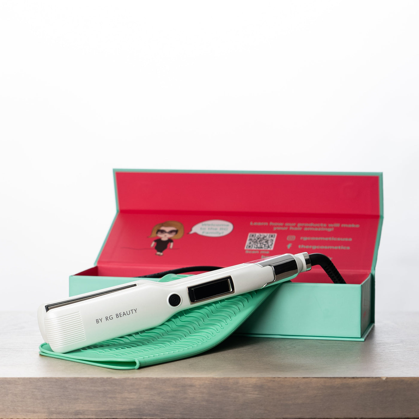 RG Flat Iron