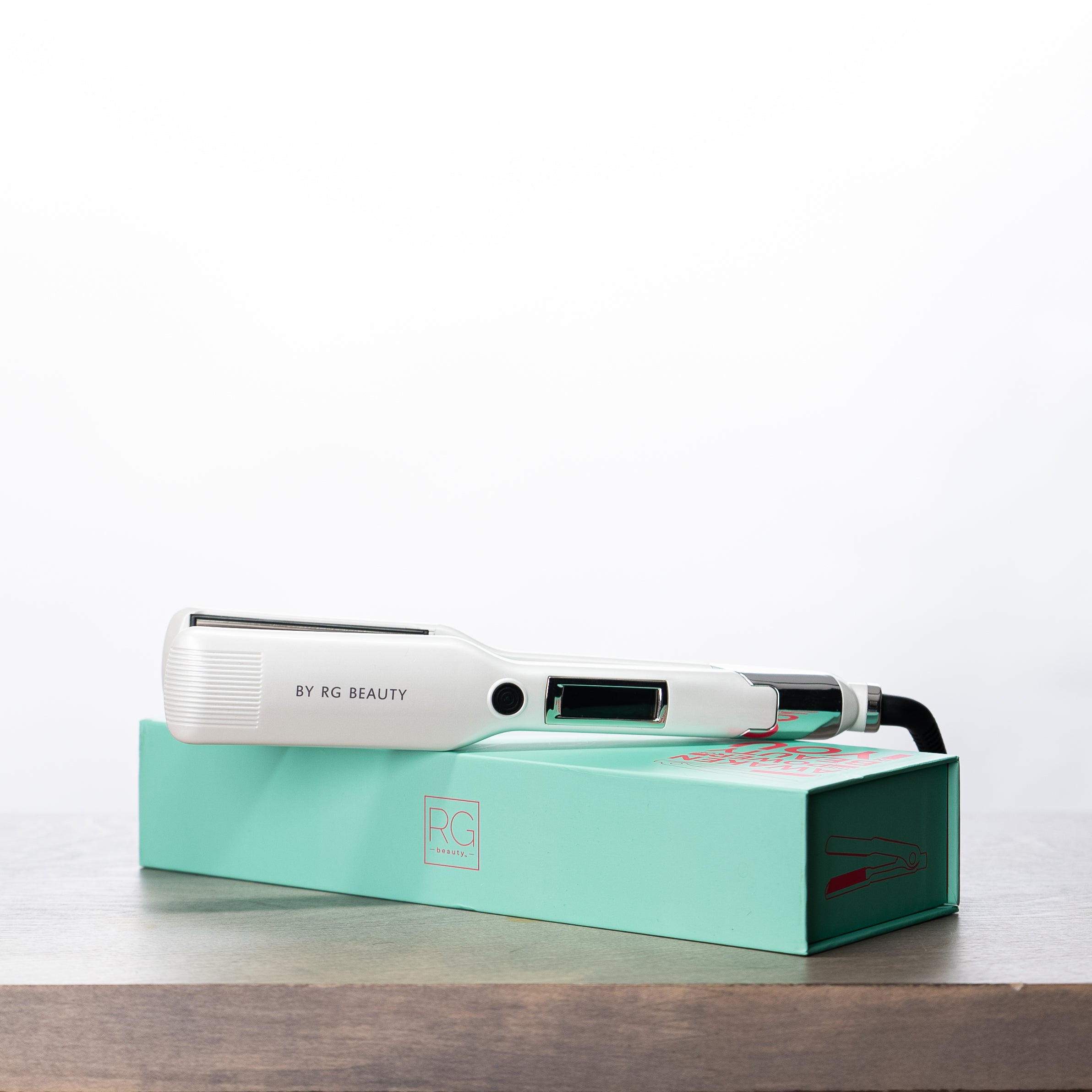 RG Flat Iron