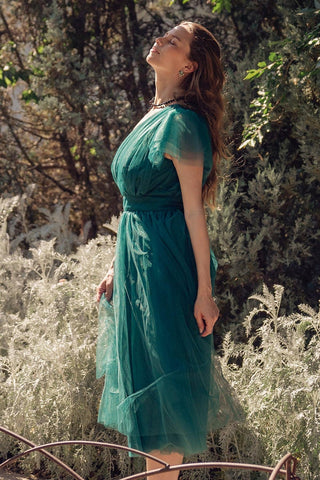 LIVELY CHARM TULLE MIDI DRESS - Glamourous Grace