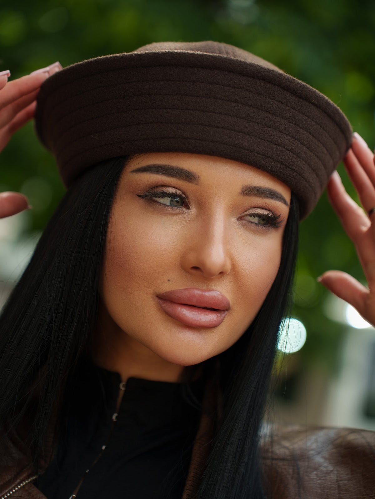Sailor Collare Hat in Dark Chocolate