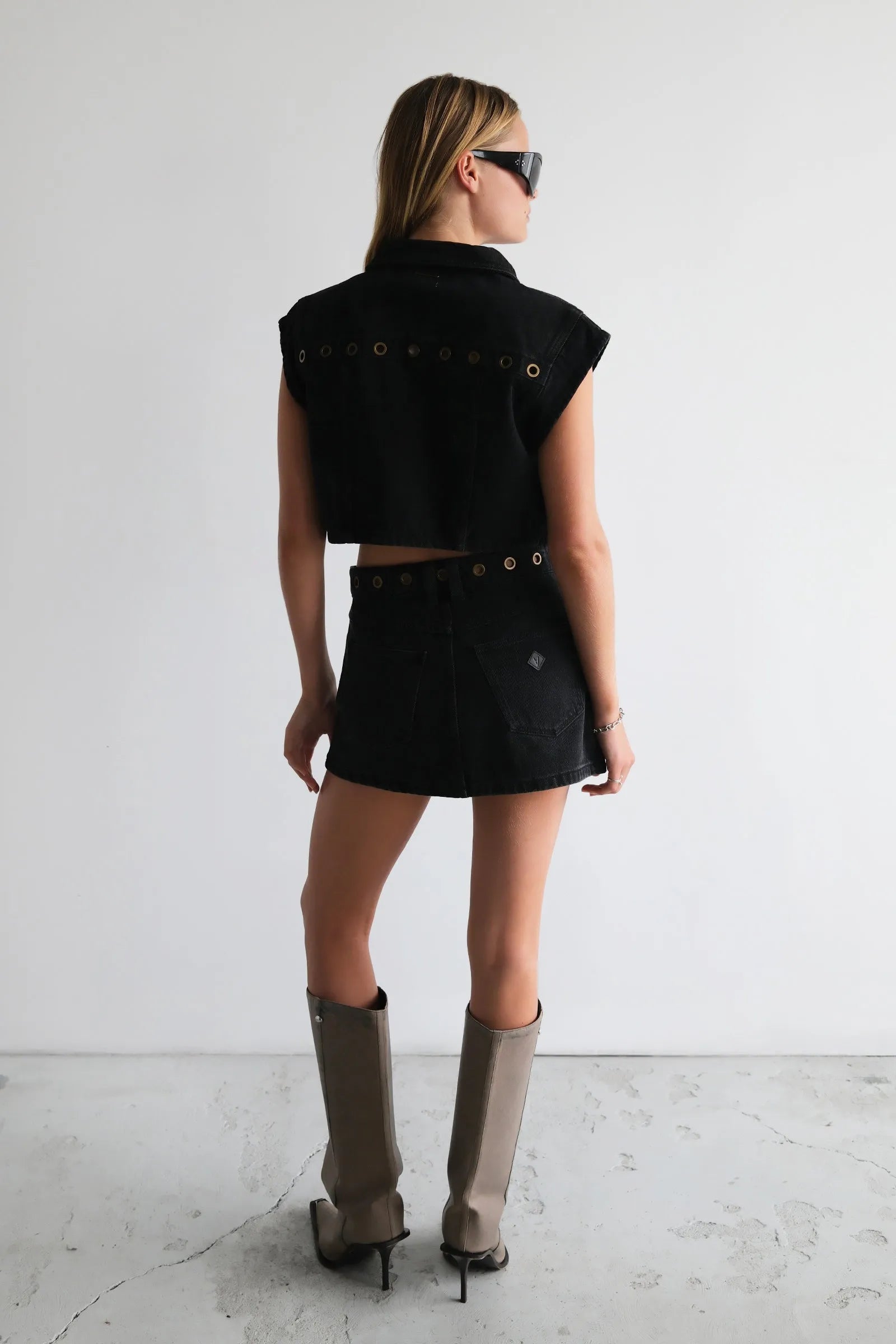 95 Mid Aline Skirt Brie Eyelet