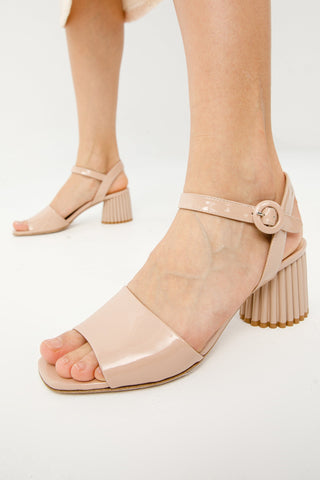 The Bamba Cream Patent Leather Women Sandal - Glamourous Grace