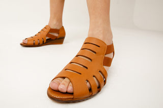 The Atina Tan Leather Sandal Final Sale! - Glamourous Grace