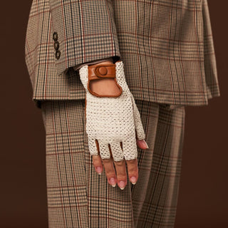 Daniella (cognac) - Hand-sewn Italian crochet driving gloves from lambskin leather - Glamourous Grace