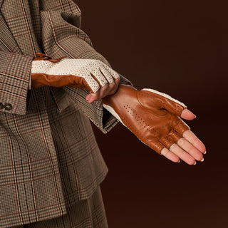 Daniella (cognac) - Hand-sewn Italian crochet driving gloves from lambskin leather - Glamourous Grace