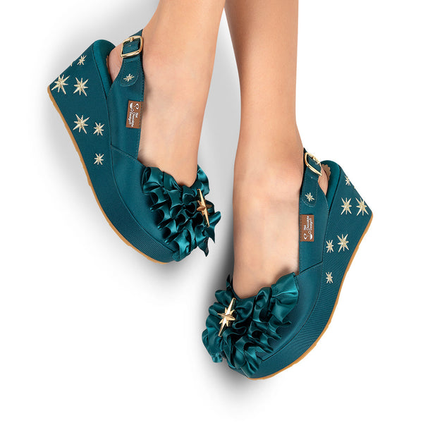 Chocolaticas® Emeraldine Women's Sandal - Glamourous Grace