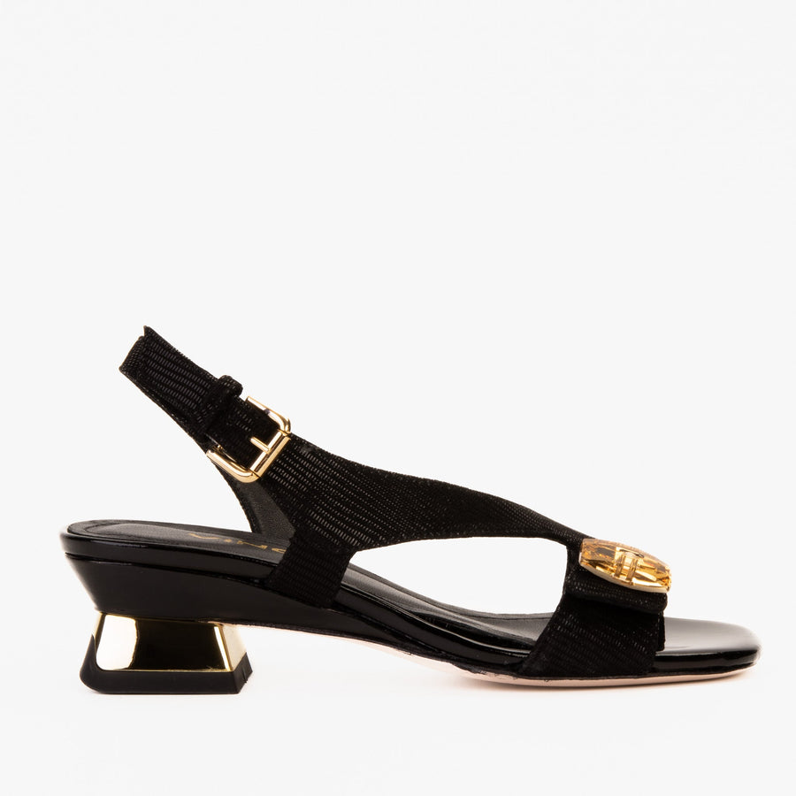 The Iconic Black Leather Women Sandal - Glamourous Grace