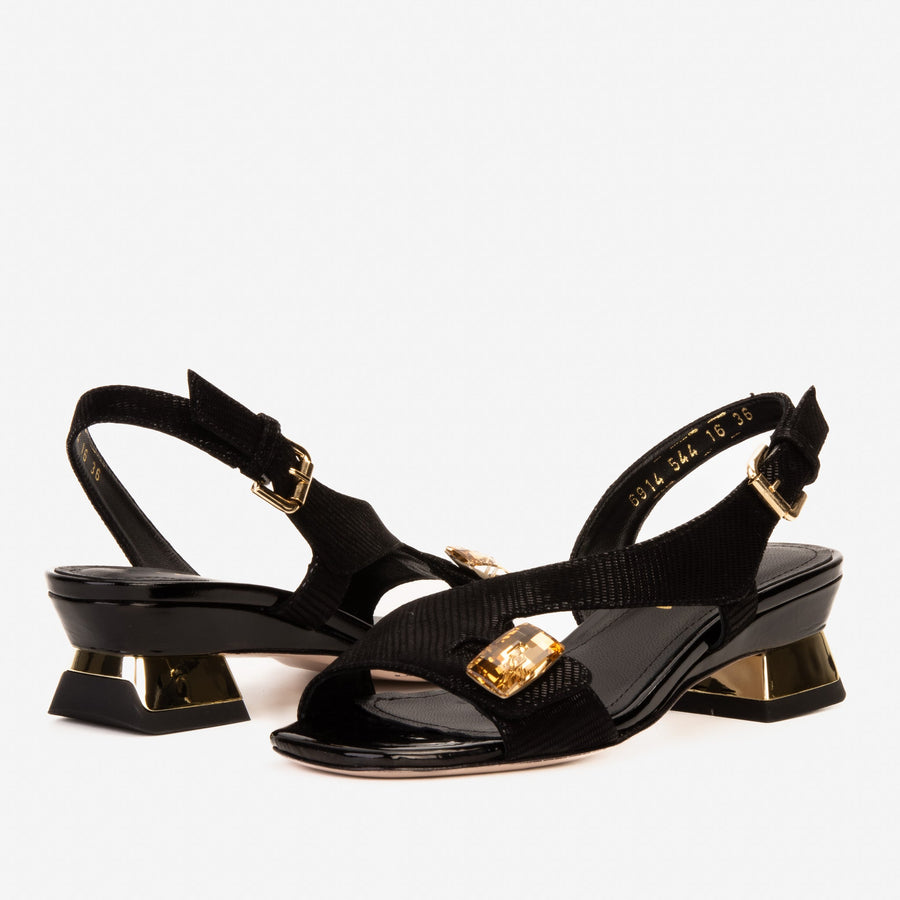 The Iconic Black Leather Women Sandal - Glamourous Grace