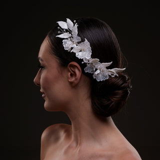 Elegant White Flower & Bead Bridal Hair Comb - Glamourous Grace