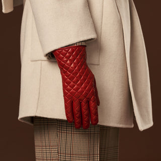 Emilia (red) - Classic Italian lambskin leather gloves with cashmere lining and checkered pattern - Glamourous Grace