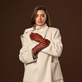 Emilia (brown) - Classic Italian lambskin leather gloves with cashmere lining and checkered pattern - Glamourous Grace