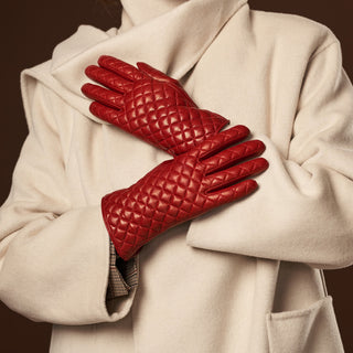 Emilia (red) - Classic Italian lambskin leather gloves with cashmere lining and checkered pattern - Glamourous Grace
