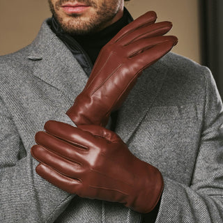 Ezra (brown) - Lambskin leather gloves with warm rabbit fur lining and touchscreen feature - Glamourous Grace