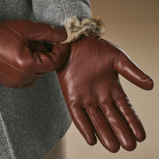 Ezra (brown) - Lambskin leather gloves with warm rabbit fur lining and touchscreen feature - Glamourous Grace