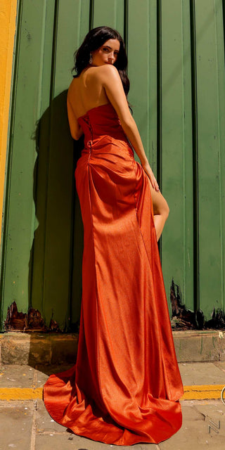 Glamourous Grace