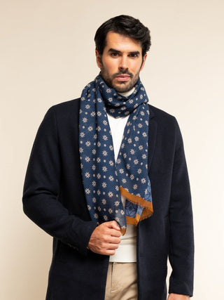 Andrea (blue) - Soft and lightweight Italian scarf from 100% wool - Glamourous Grace