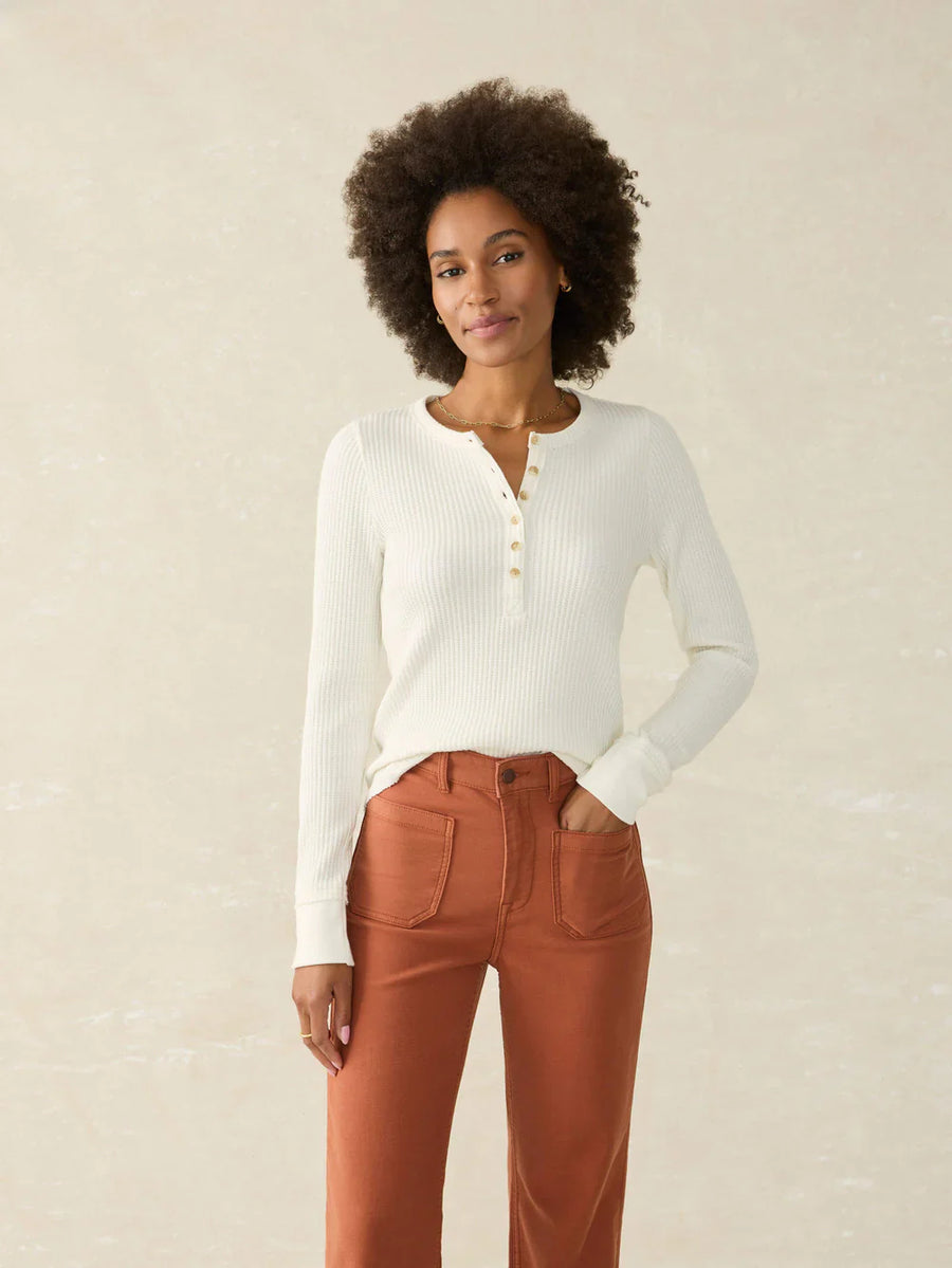 Faherty Legend Apres Waffle Henley - Glamourous Grace