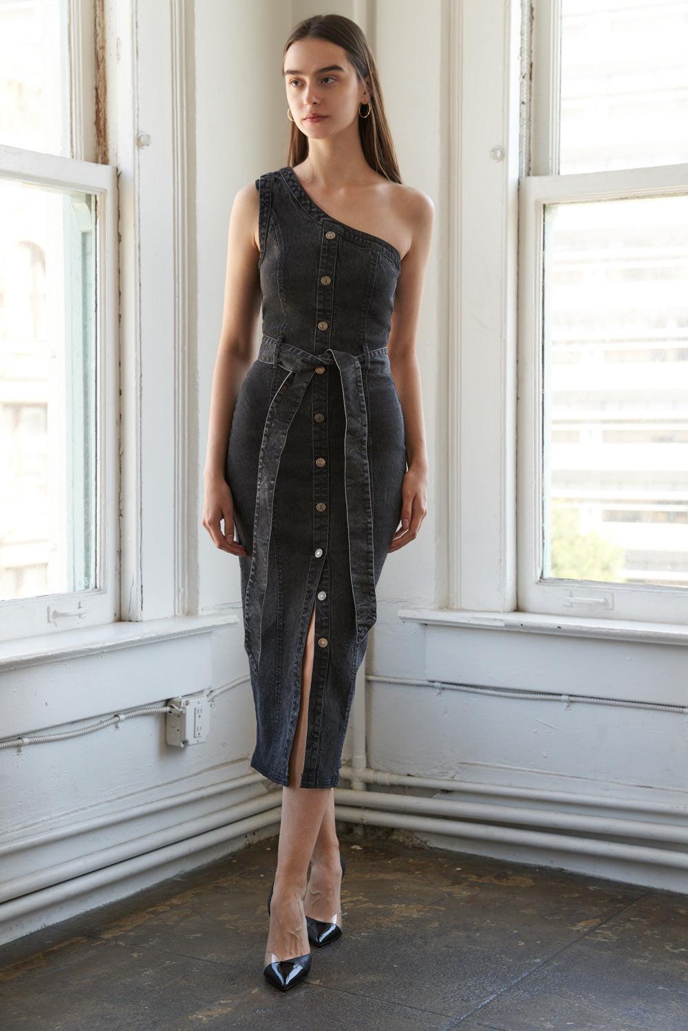 SOMEWHERE UP ABOVE DENIM MIDI DRESS - Glamourous Grace
