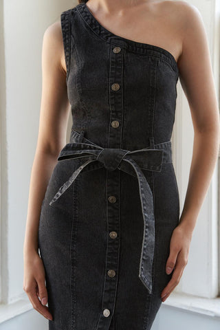 SOMEWHERE UP ABOVE DENIM MIDI DRESS - Glamourous Grace