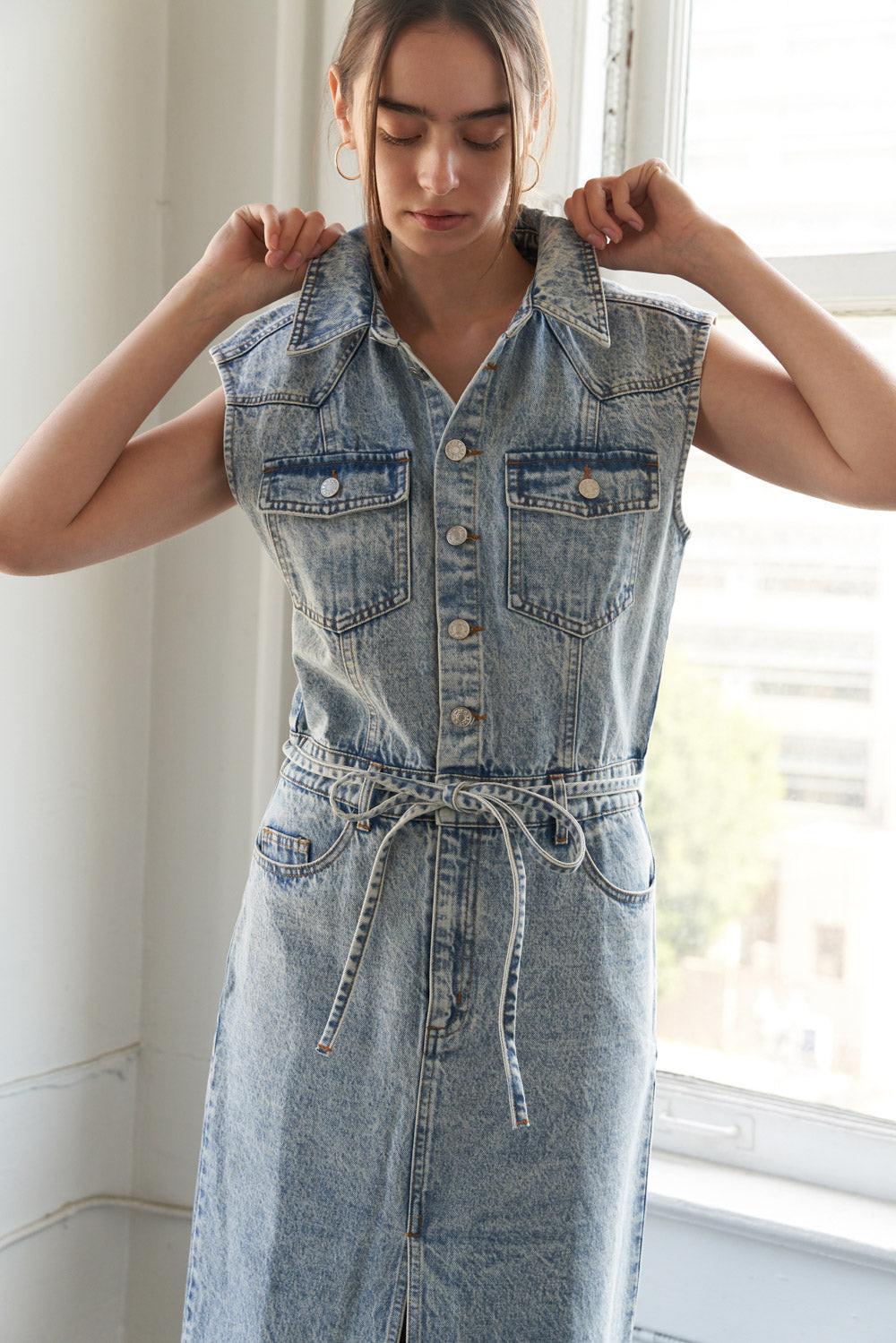 WILDFLOWER WHIMSY DENIM MIDI DRESS - Glamourous Grace