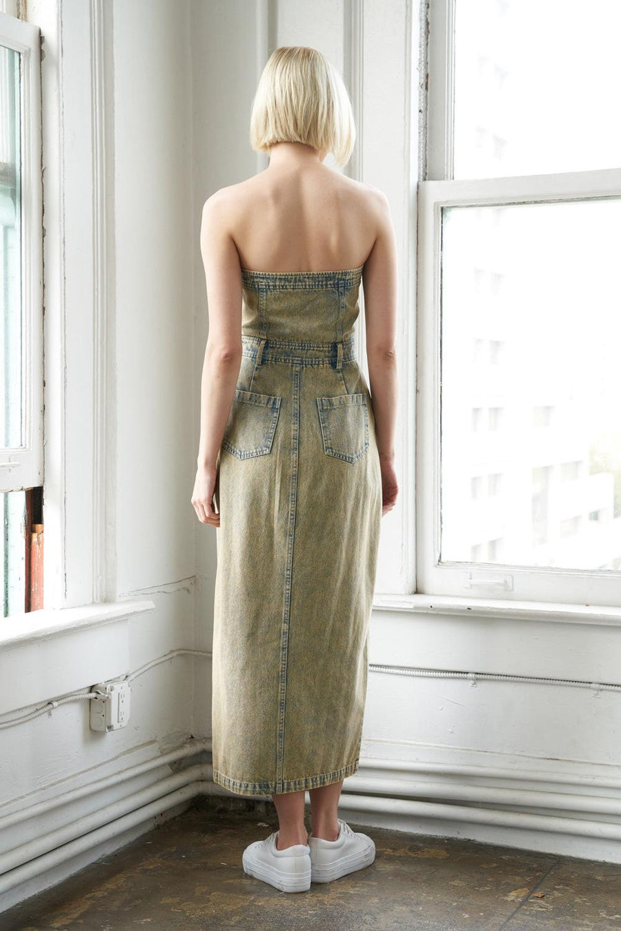 UNBEATABLE MEMORIES MIDI DRESS - Glamourous Grace