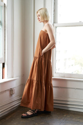 GIRLS JUST WANNA HAVE WOVEN MAXI DRESS - Glamourous Grace