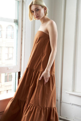 GIRLS JUST WANNA HAVE WOVEN MAXI DRESS - Glamourous Grace