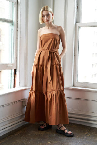 GIRLS JUST WANNA HAVE WOVEN MAXI DRESS - Glamourous Grace