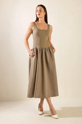LIGHT UP THE SKY WOVEN MIDI DRESS - Glamourous Grace