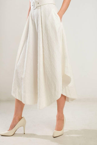 LIFE'S COMPASS WOVEN MIDI DRESS - Glamourous Grace