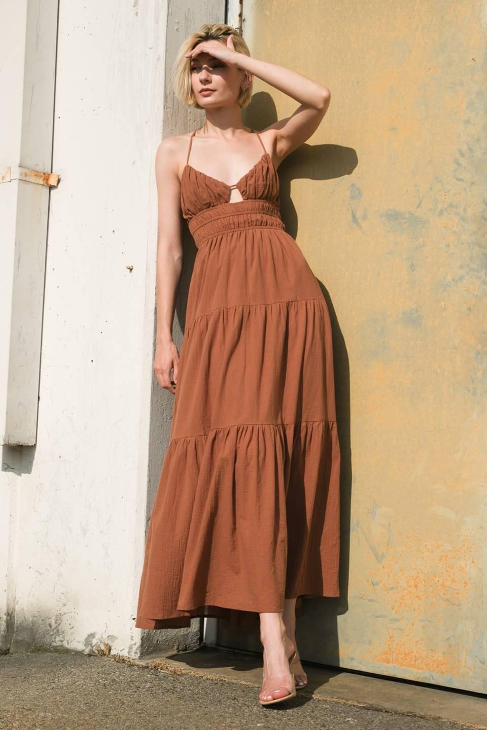 EFFORTLESS ELEGANCE WOVEN MAXI DRESS - Glamourous Grace