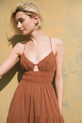 EFFORTLESS ELEGANCE WOVEN MAXI DRESS - Glamourous Grace