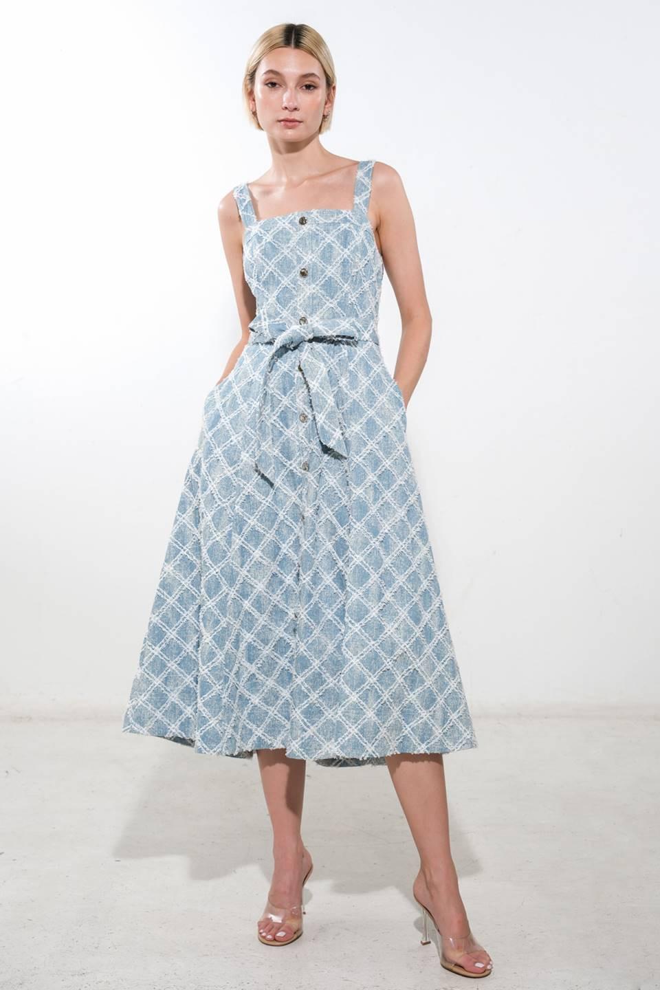 MADE TO BELIVE DENIM MIDI DRESS - Glamourous Grace