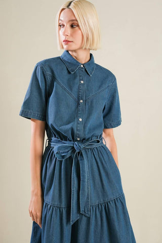 ABSOLUTE EDGE DENIM MIDI DRESS - Glamourous Grace