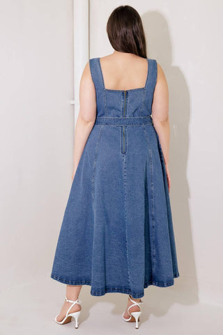 PRETTIEST BEHAVIOR DENIM MIDI DRESS - Glamourous Grace
