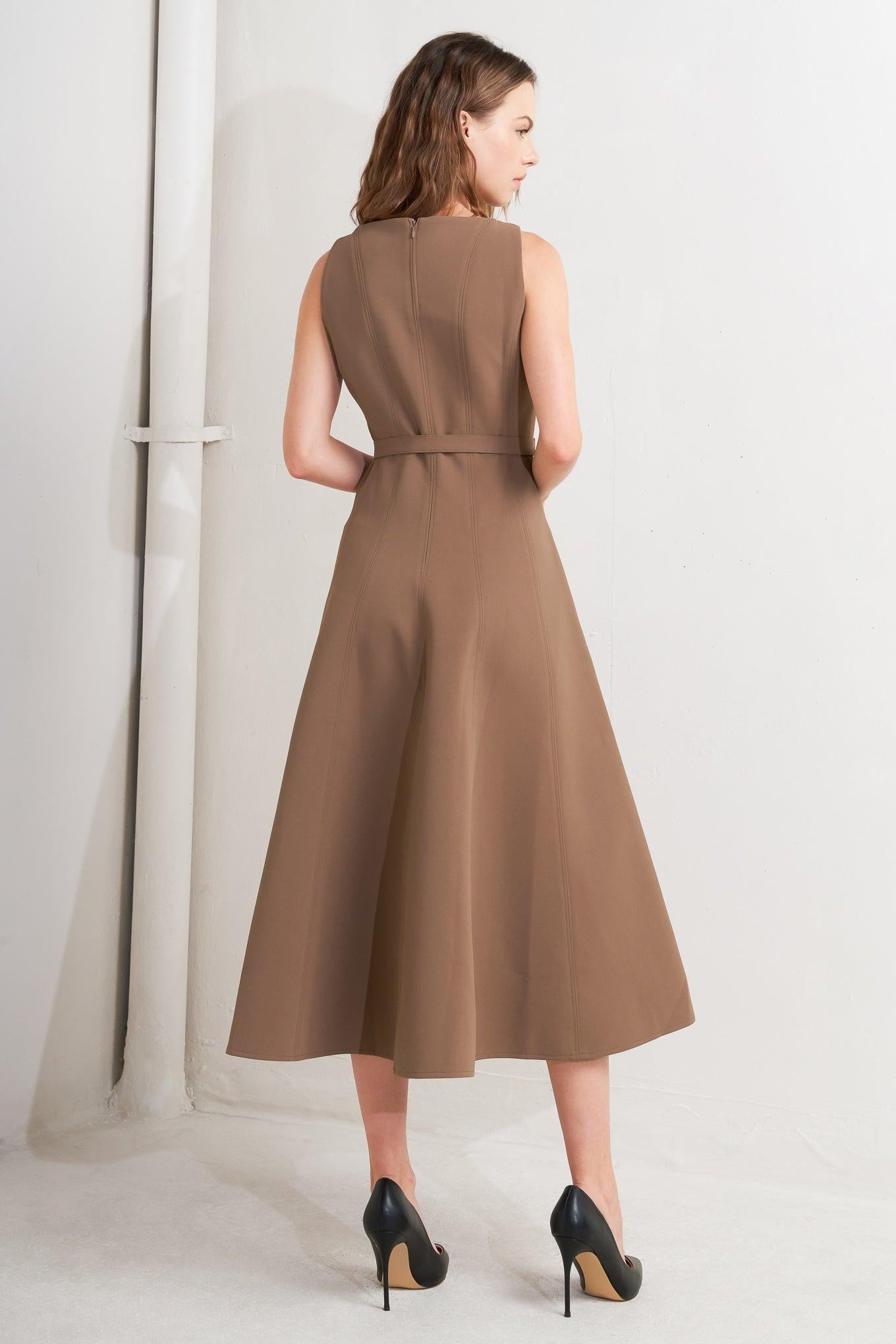 LIVING THE DREAM BROWN WOVEN MIDI DRESS - Glamourous Grace