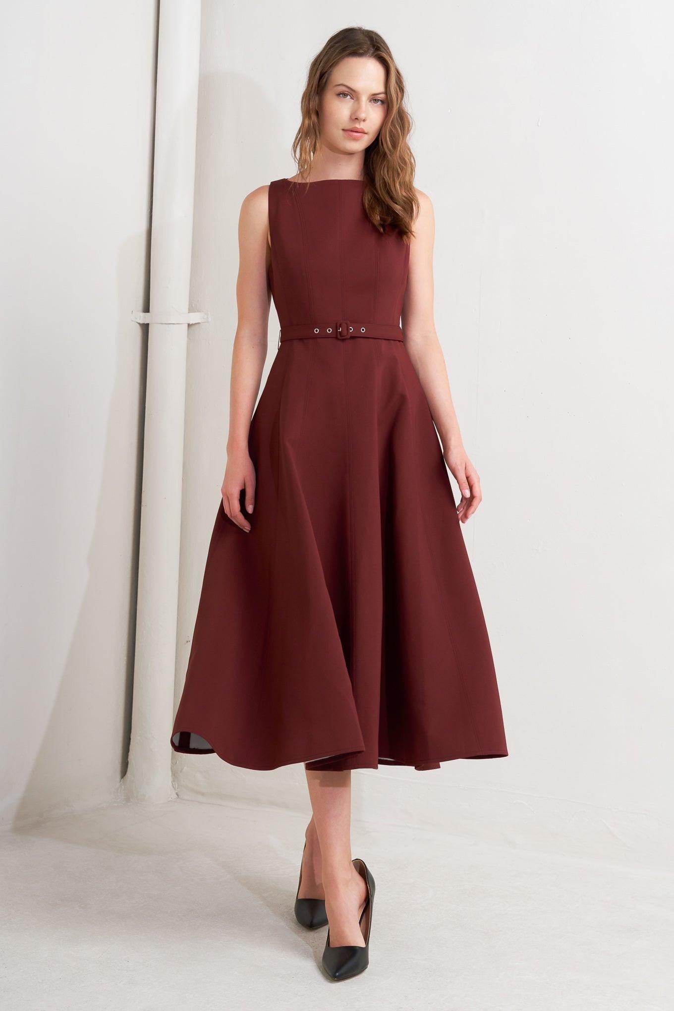LIVING THE DREAM WINE WOVEN MIDI DRESS - Glamourous Grace