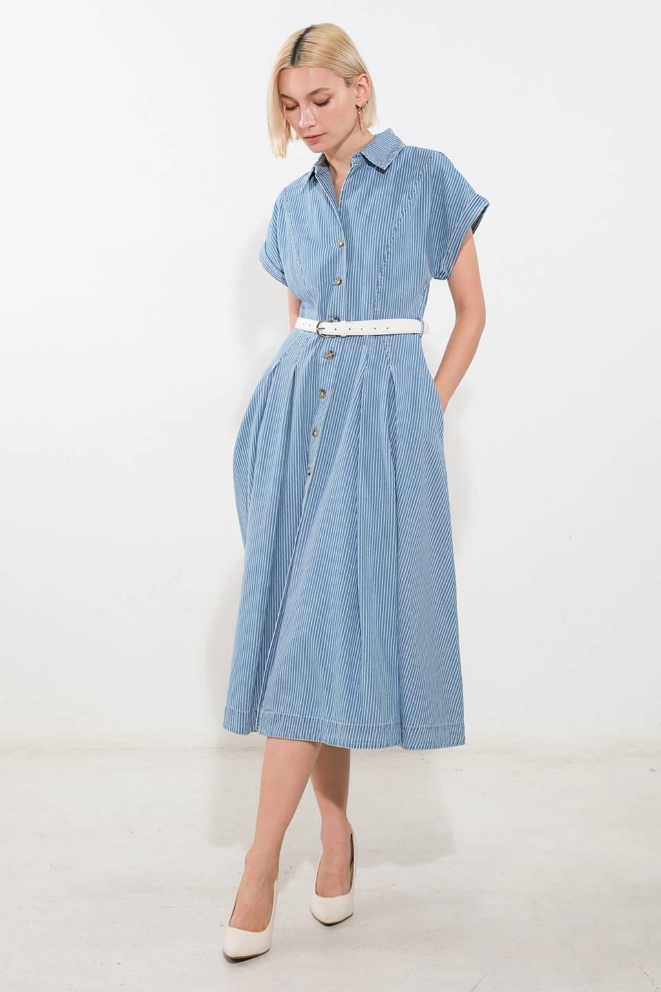 SOAK IN THE SUN DENIM MIDI DRESS - Glamourous Grace