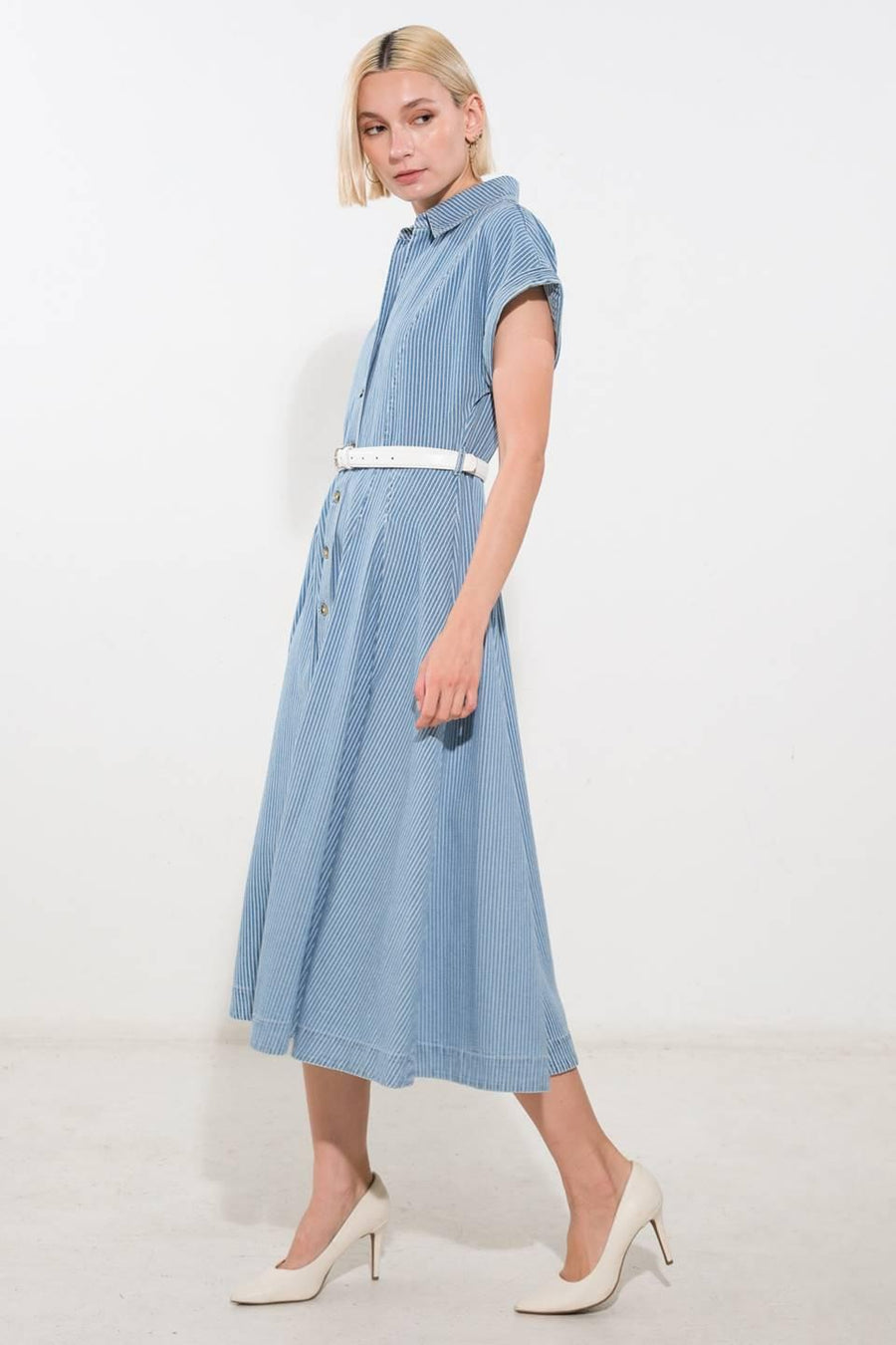 SOAK IN THE SUN DENIM MIDI DRESS - Glamourous Grace