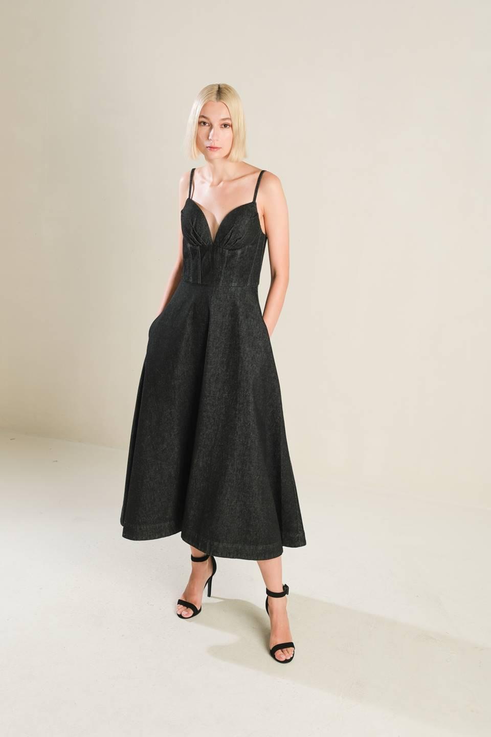 YOU ARE MY SUNSHINE DENIM MIDI DRESS - Glamourous Grace
