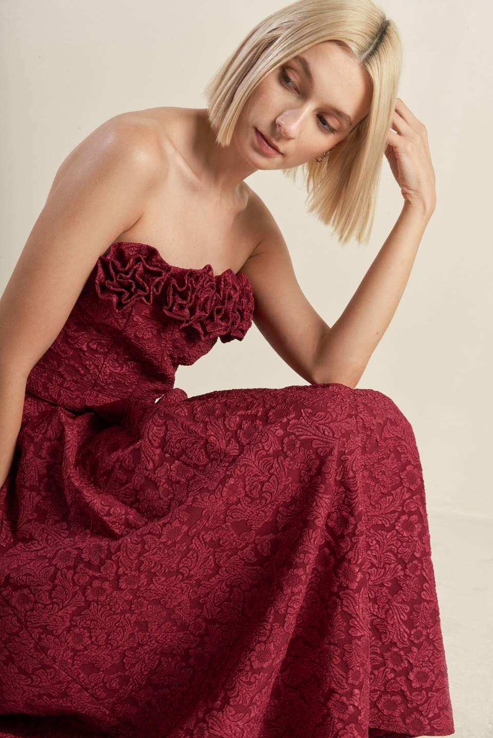 GLORIOUS SHINE WOVEN MIDI DRESS - Glamourous Grace